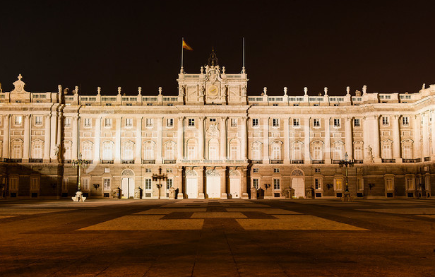 Travel Like Royalty on Business Class Flights to Enjoy the Royal Palace of Madrid - IFlyFirstClass