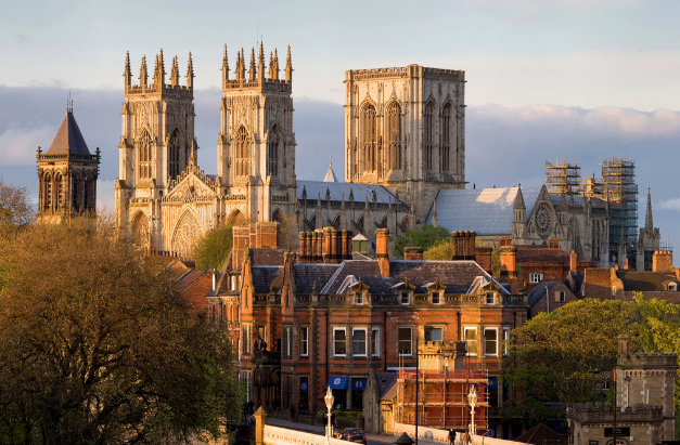 Make the most of your U.K. adventures with business class seats to York. - IFlyFirstClass