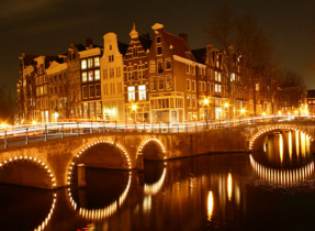 the cheapest first class flights to Amsterdam today - IFlyFirstClass